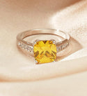 Yellow zircon decor ring. Size 8.