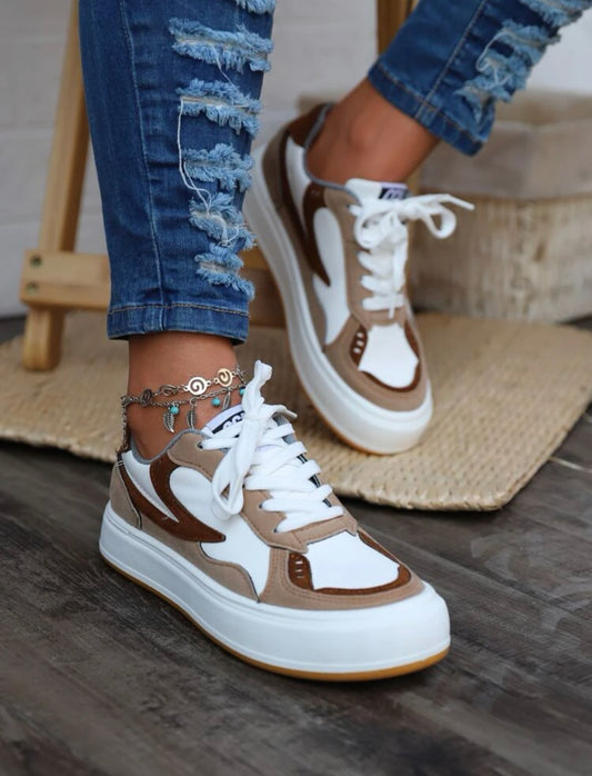 Colorblock lace-up front skate shoes