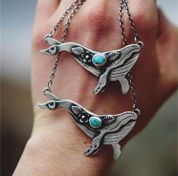 Creative Design Inlaid Turquoise Texture Whale Pendant Necklace Charm necklace