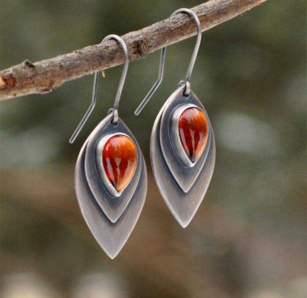 Retro multi layered Opal decor pendant earrings.