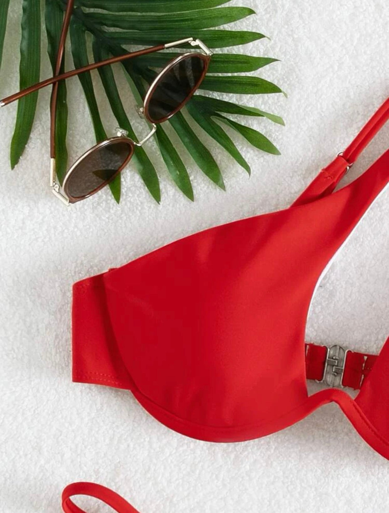 Red Pearl decor underwire bikini swimsuit