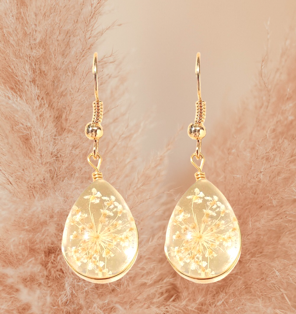 Clear Waterdrop decor dried flower dangle earrings