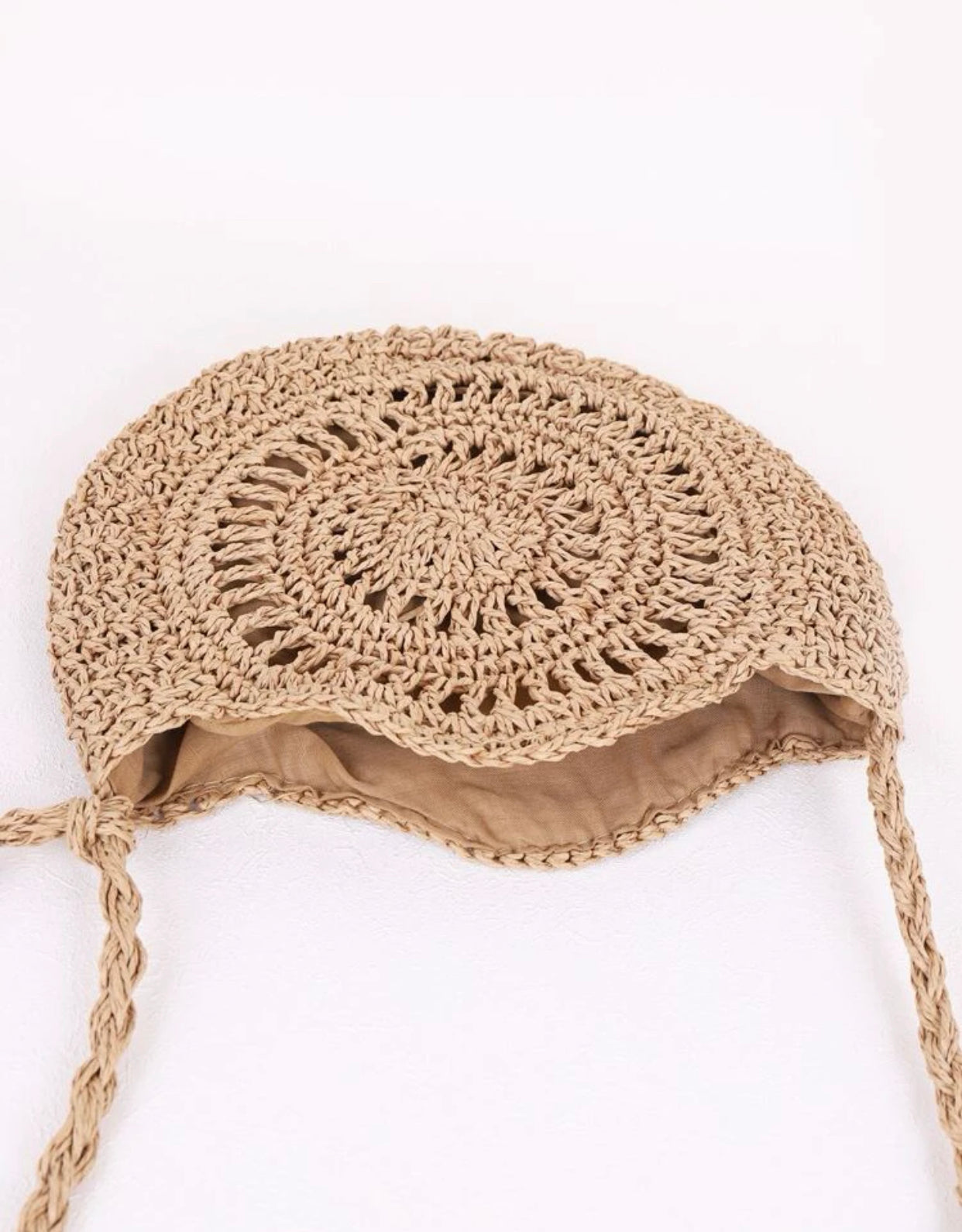 Tassel decor straw bag