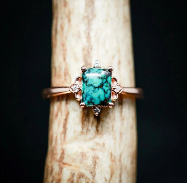 Vintage Green Turquoise Boho Style Simple Zircon Ring. Size 8.