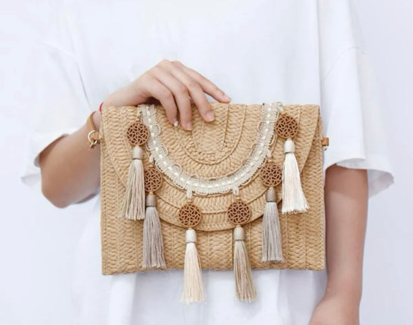 Tassel decor flap straw bag