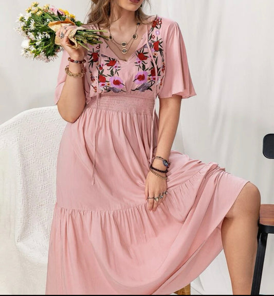 Curve & plus floral embroidered butterfly sleeve shirred waist dress