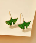 Leaf decor drop earrings
