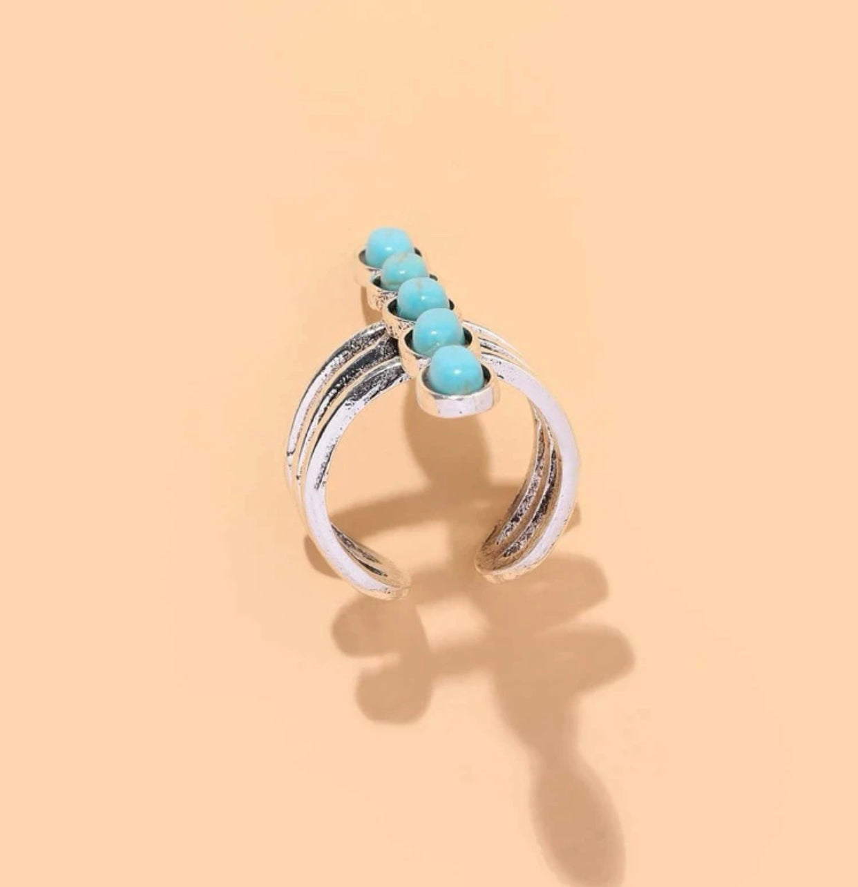 Turquoise decor cuff ring. Adjustable in size.