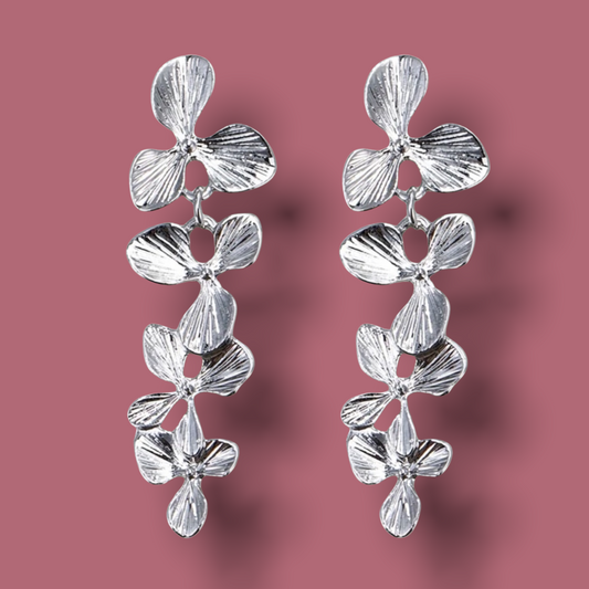Flower design drop earrings