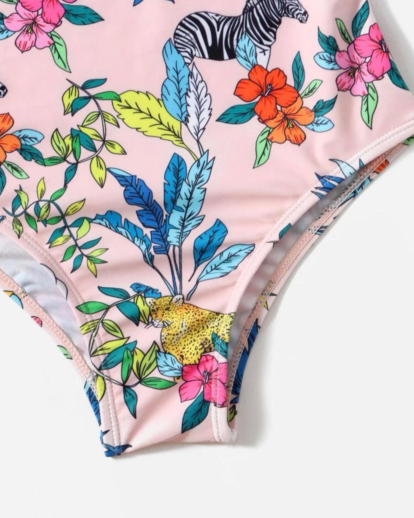 Girls floral print chain linked one piece swimsuit