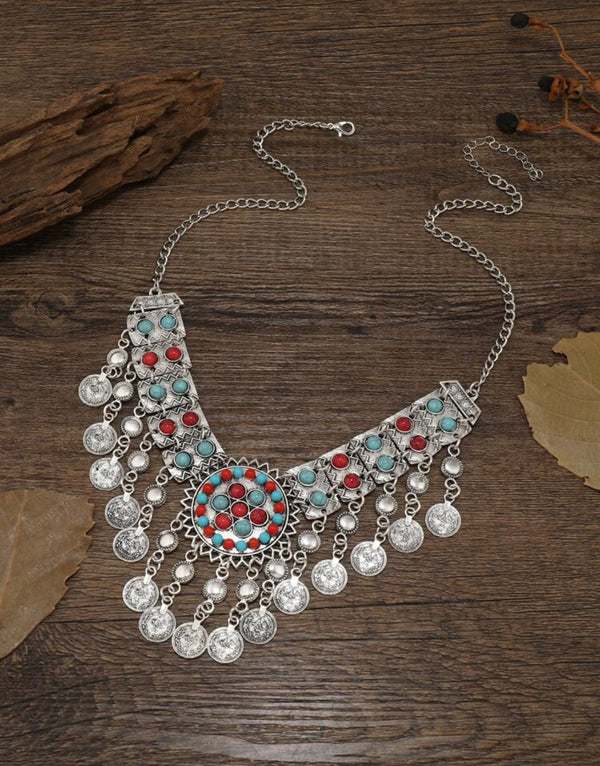 Round bead decor necklace