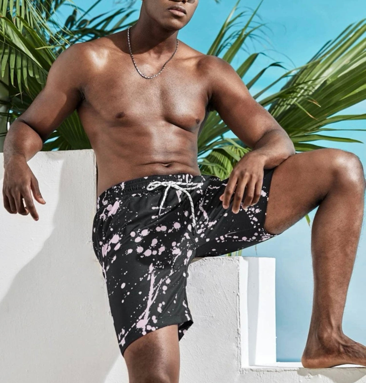 Men splatter painting drawstring waist swim trunks
