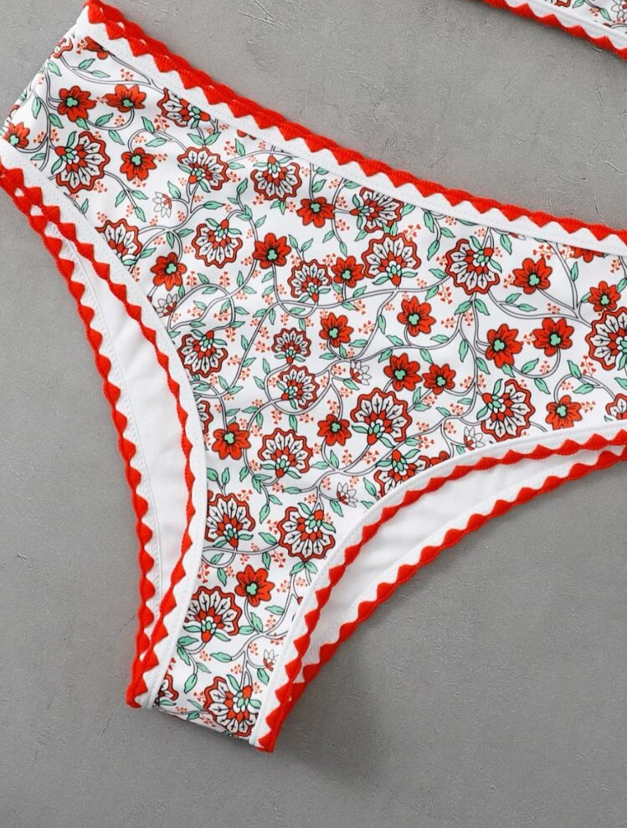 Floral print contrast binding bandeau bikini swimsuit