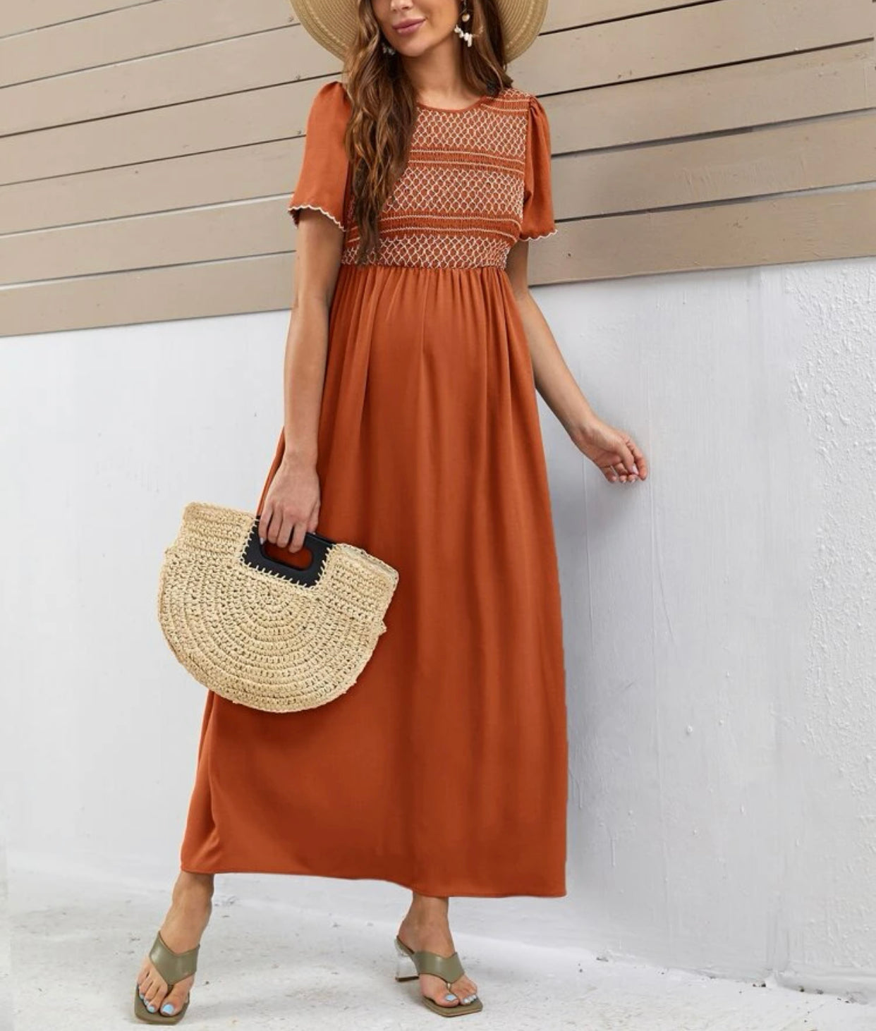Maternity keyhole back wavy sleeve edge dress