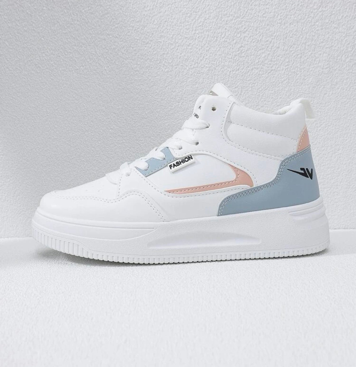 Colorblock lace-up front skate shoes