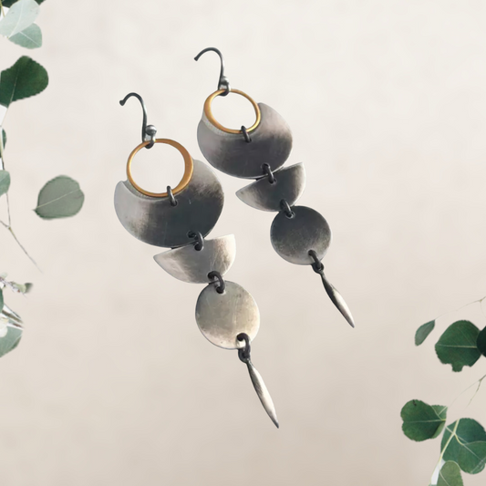 Retro Round Disc Long Drop Pendant Earrings for Women Gothic Punk Antique Silver Color Charm Statement Metal Earrings