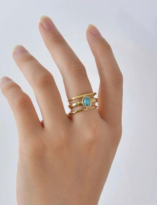 Oval decor layered ring
