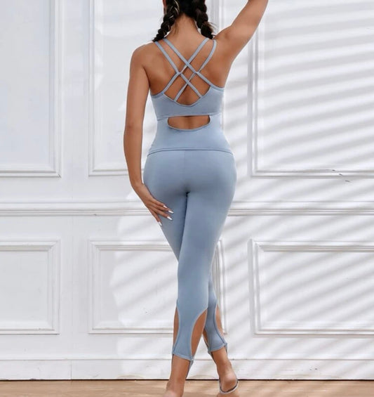 High stretch criss cross back sports cami top with stirrup leggings