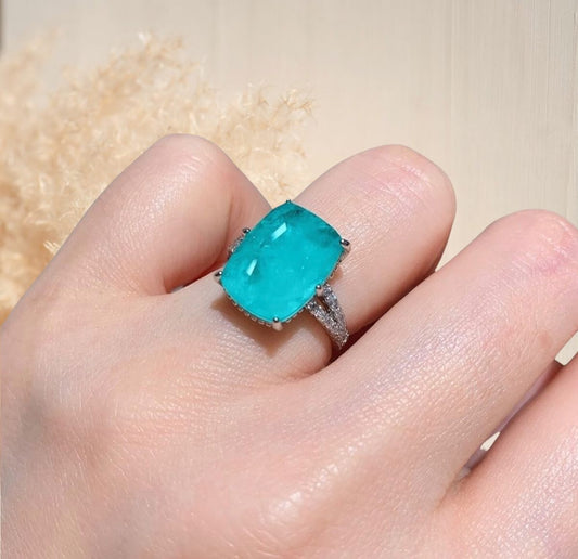 Stunning tourmaline with white rhodium statement ring. Size 8.