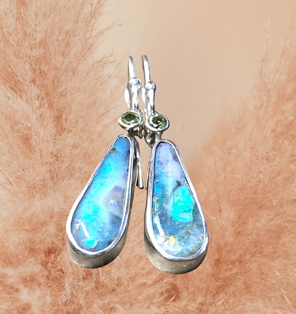 Gorgeous moonstone inspired dangle earrings