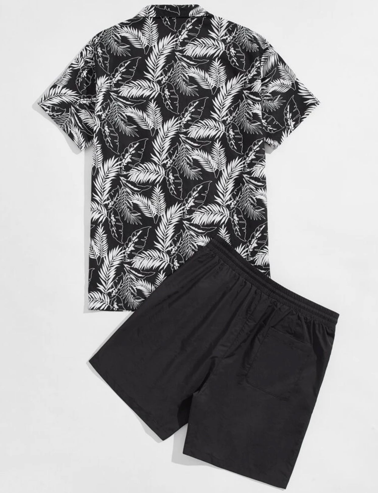 Men’s notch collar tropical print shirt and drawstring waist patched detail shorts set