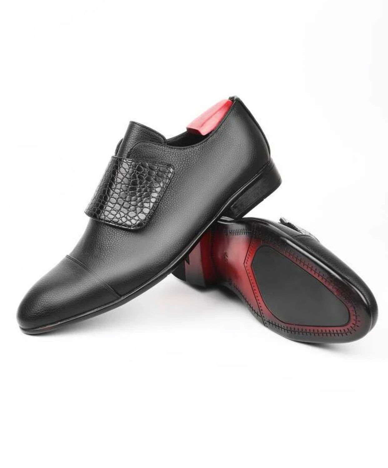 Men’s crocodile embossed loafers