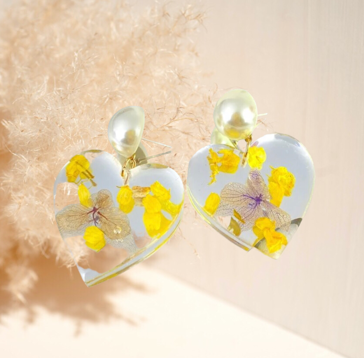 Dried flower and leaf decor head drop earrings
