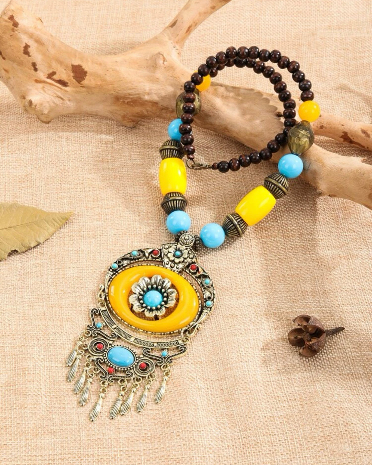Flower decor metal tassel charm beaded necklace
