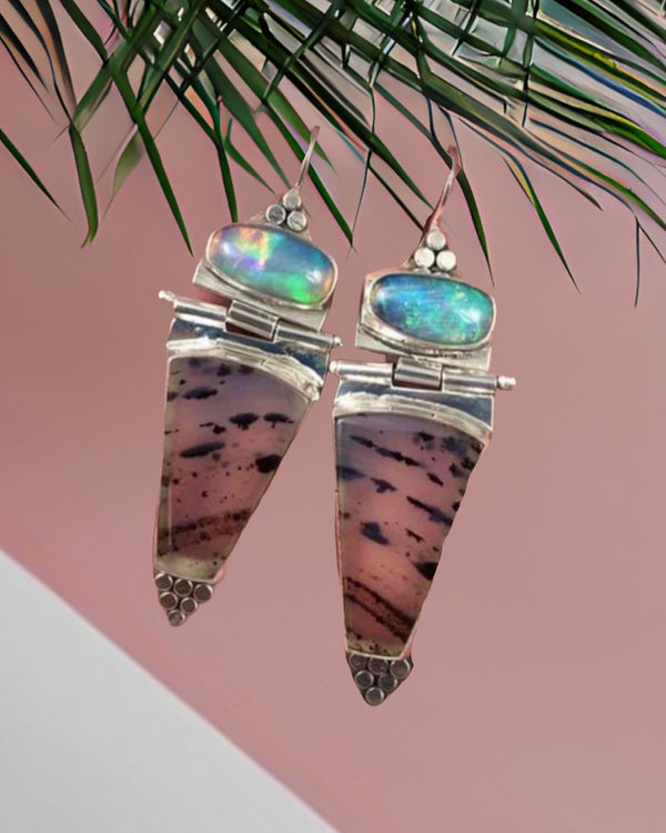 Elegant and fashionable drop earrings